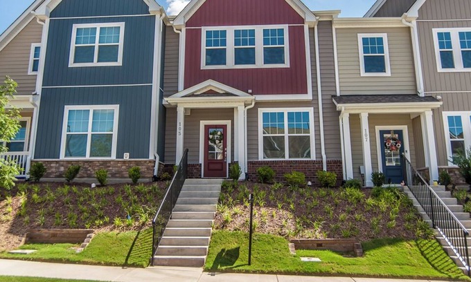 Durham House | Modern 3 bedroom townhouse with community full of amenities.