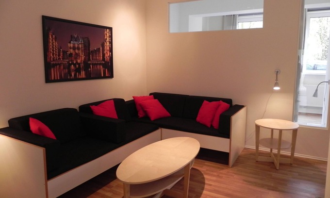 Altona-Altstadt Apartment | Modern 4.5-bedroom apartment for up to 10 people, Wi-Fi included