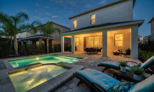 West Kissimmee House | Modern 4 Bdrm Home with Game Room in Encore