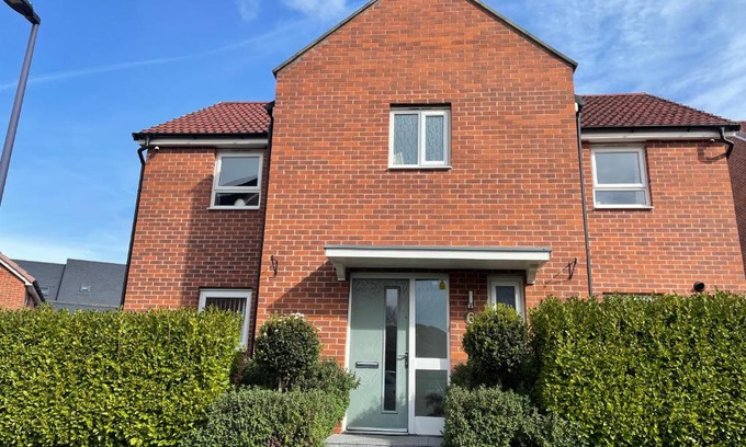 Emersons Green House | Modern 4-Bedroom Detached House