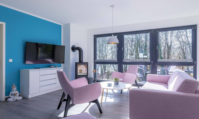 Krakow am See Apartment | Modern 5-star apartment with large roof terrace and lake view
