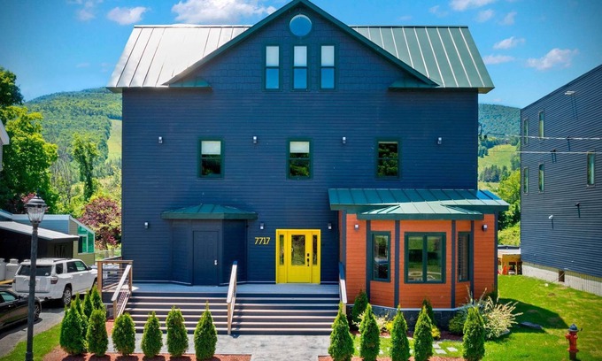 Hunter House | Modern 6-BR Compound at the base of Hunter Mtn.