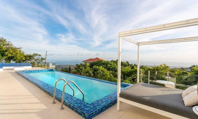 Cebu House | Modern 7BR Luxury Villa ★ Private Infinity Pool ♡