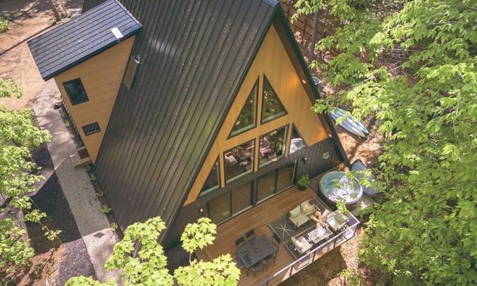 New Richmond Ski Chalet | Modern Aframe with River Views, Sauna, Hot Tub