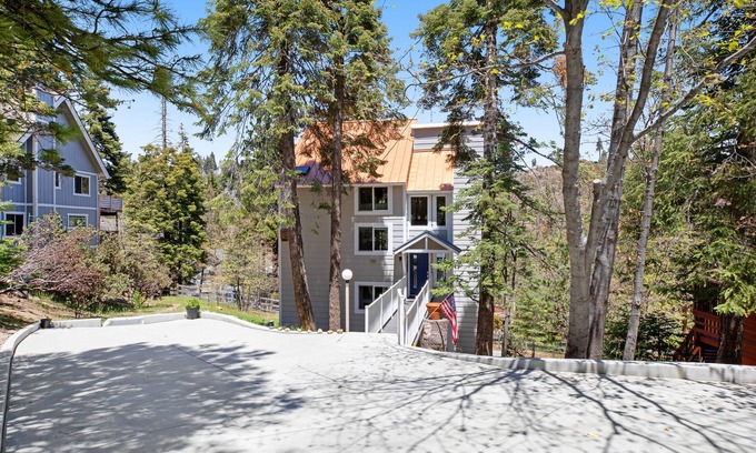 Lake Arrowhead House | Modern alpine escape with two decks, grill, private sauna, fireplace