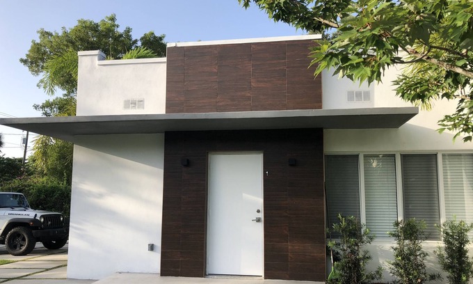 Miami Shores House | Modern and cozy new house in Miami Shores