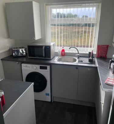 North Bitchburn Apartment | Modern and Homely Appartment! - Available as individual rooms or the Entire Property!