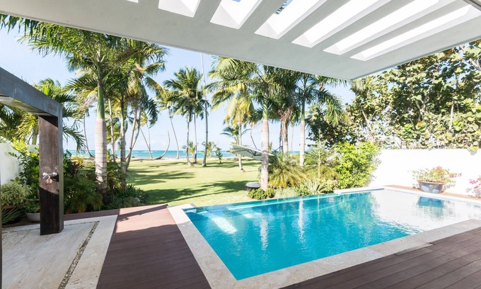 Portillo House | Modern and Relaxing Villa at Las Terrenas w/Private Pool, BBQ, and Beach View