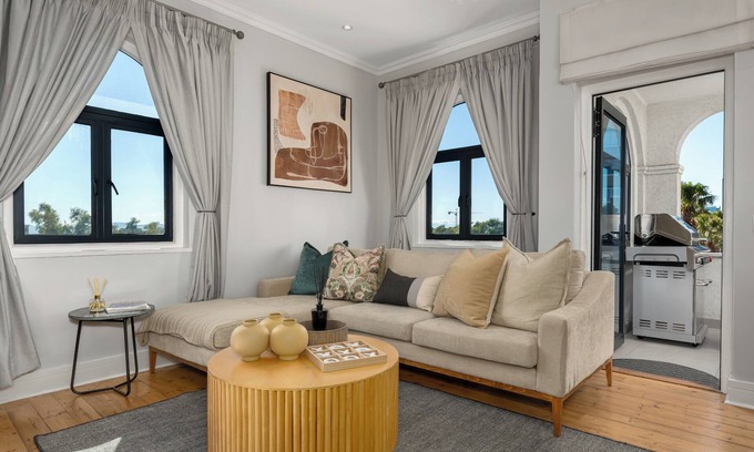 Green Point Apartment | Modern and Spacious Apartment | Balcony | Pool