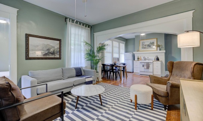 Midtown Apartment | Modern and Stately Upper 2-bed in Historic Midtown