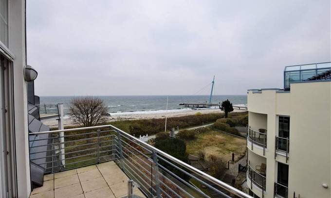 Hohwacht Apartment | Modern and very bright vacation apartment with large, ideally south-east facing balcony.