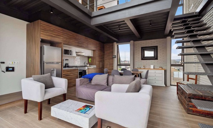 Queretaro Apartment | Modern apartment with city views