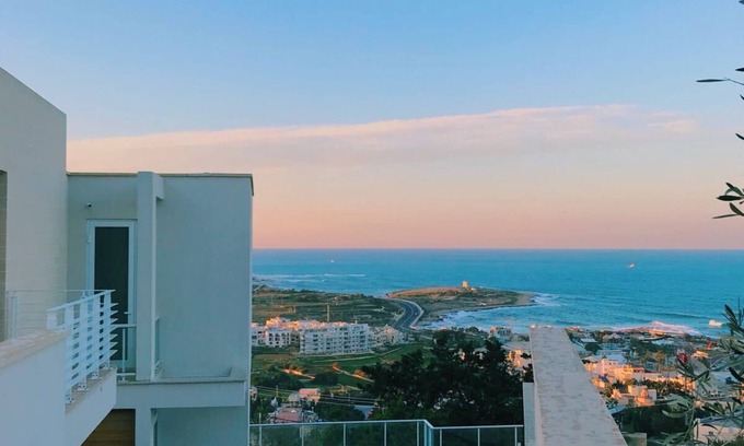 Madliena Apartment | MODERN APARTMENT IN VILLA SEA VIEW