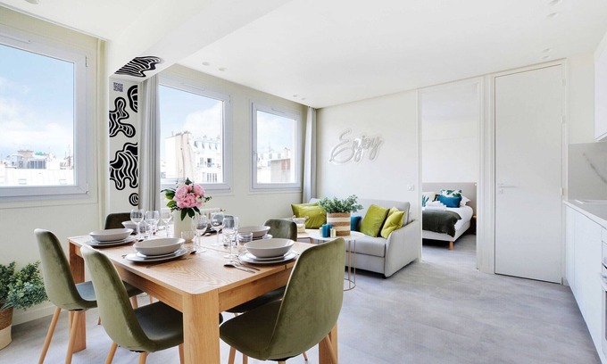 8th Arrondissement Apartment | Modern apartment - 2BR/6P - Faubourg-du-Roule