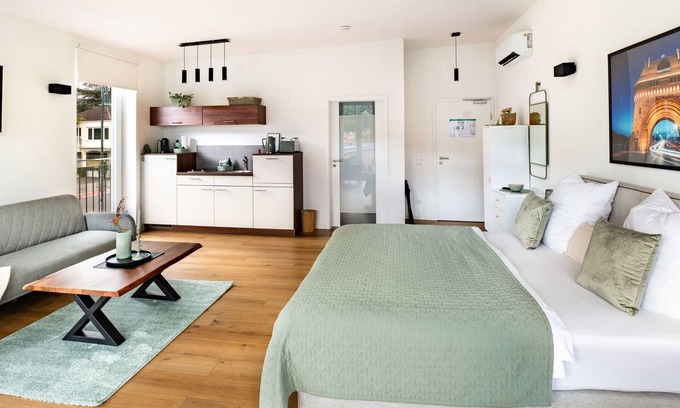 Miltenberg Apartment | Modern apartment (44sqm) with kitchen