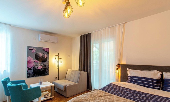 Velika Gorica Apartment | MODERN apartment near the airport