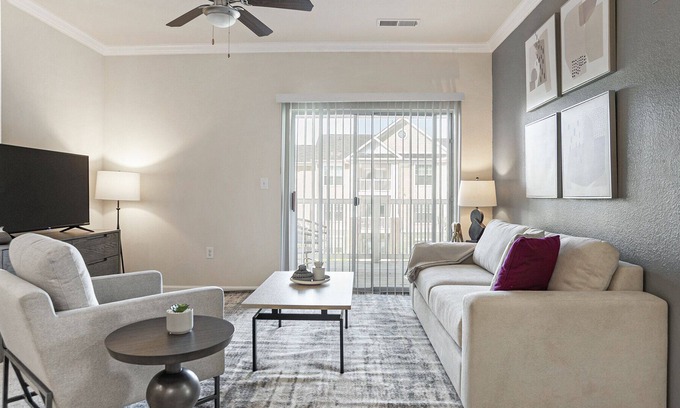 Mint Hill Apartment | Modern Apartment in Prime Location (ID8995X37)