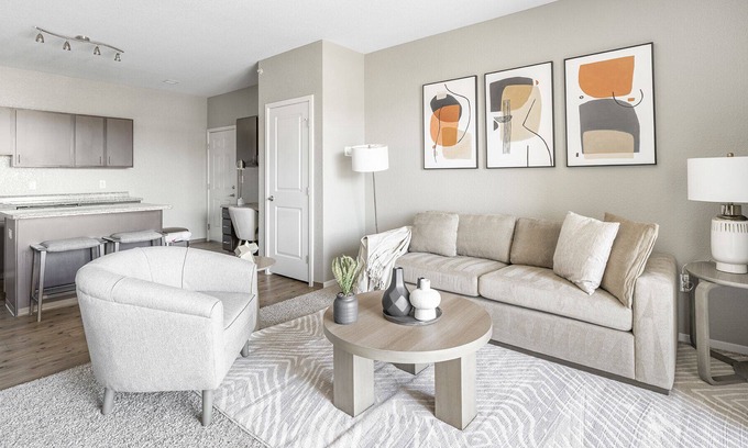 Lafayette Apartment | Modern Apartment in Prime Location (ID3506X55)
