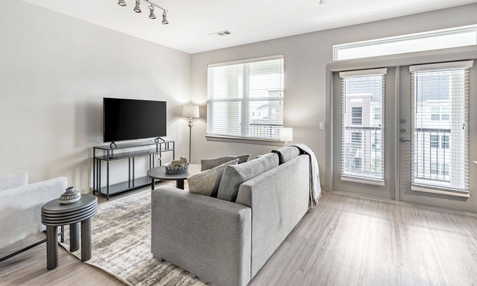 La Porte Apartment | Modern Apartment in Prime Location (ID7956X19)