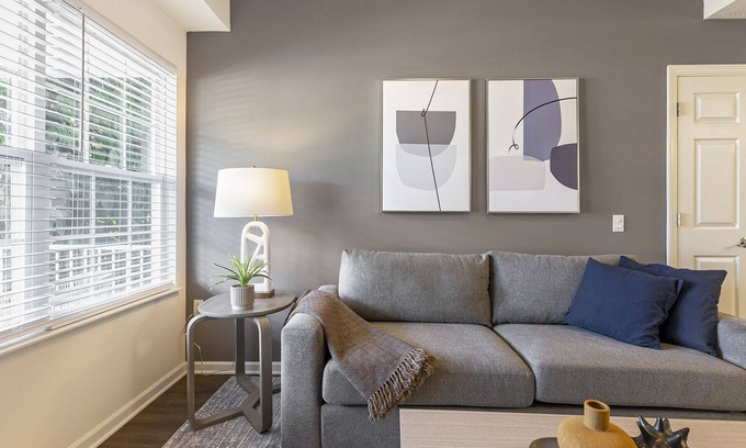 Avon Apartment | Modern Apartment in Prime Location (ID9530X84)