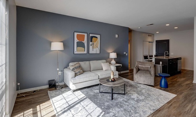 Grove City Apartment | Modern Apartment in Prime Location (ID4290X54)