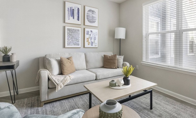 League City Apartment | Modern Apartment in Prime Location (ID1245X807)