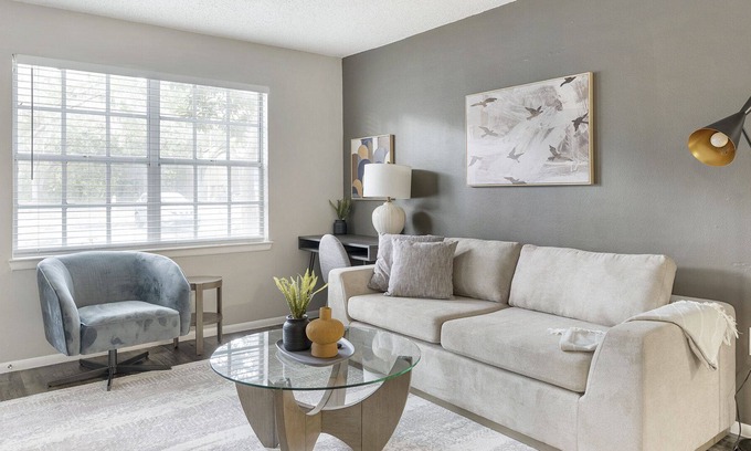Plant City Apartment | Modern Apartment in Prime Location (ID1255X551)