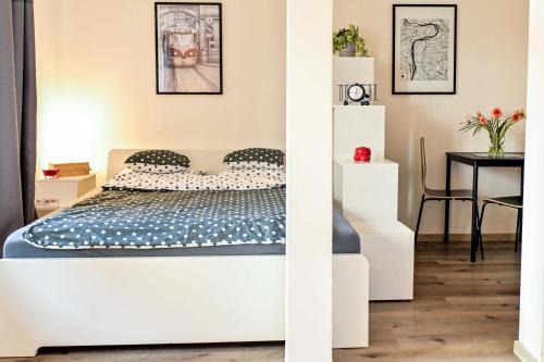 Vrsovice Apartment | Modern apartment Krymská & Francouzská street