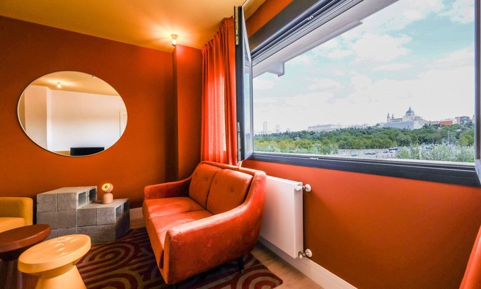 Puerta del Angel Apartment | Modern apartment near the Royal Palace 09