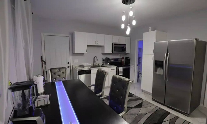 Biddeford Apartment | Modern apartment near to Old Orchard Beach