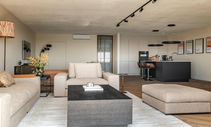 Vissershaven Apartment | Modern Apartment in The Hague with Balcony