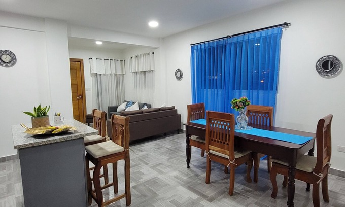 Ensanche Miramar Apartment | Modern apartment, ocean and mountain views