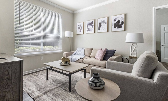 Alden Bridge Apartment | Modern Apartment in Prime Location (ID1337X194)