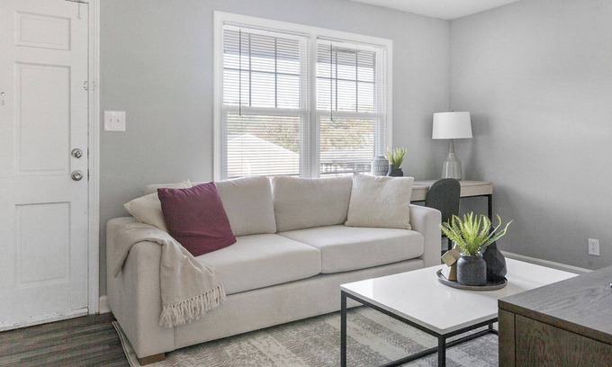 Winston - Salem Apartment | Modern Apartment in Prime Location (ID1221X009)