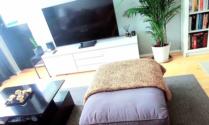 Frederiksberg Apartment | Modern Apartment With Sunny Balcony in Copenhagen