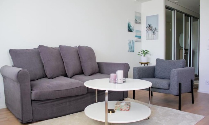 Tikkurila Apartment | Modern apartment with Sauna, near Transit Hub/Dixi