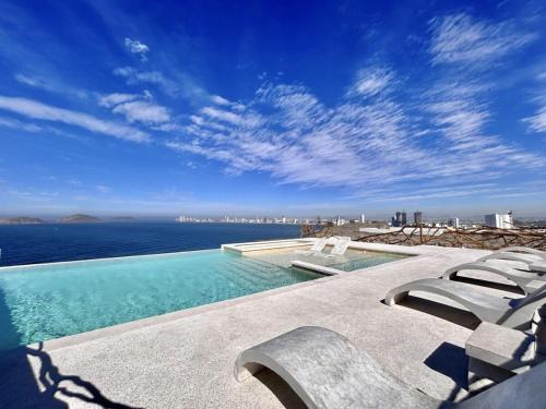Balcones de Loma Linda Apartment | Modern apartment with sea view