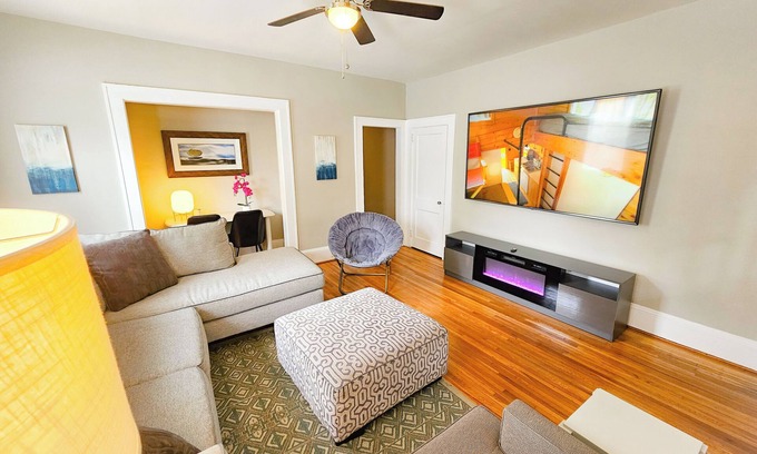 Charlotte Apartment | Modern Apt 86" TV!