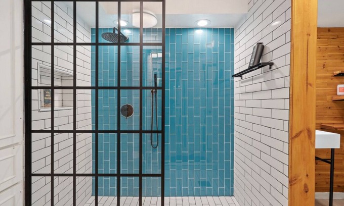 Dallas Condo | Modern Artsy Oak Lawn Oasis