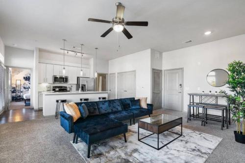 Montopolis Apartment | Modern Austin 2BR 2B Unit with Pool, Parking & WiFi