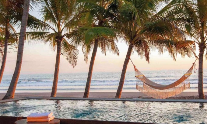 Santa Tecla Villa | Modern Beachfront Villa on 1 acre