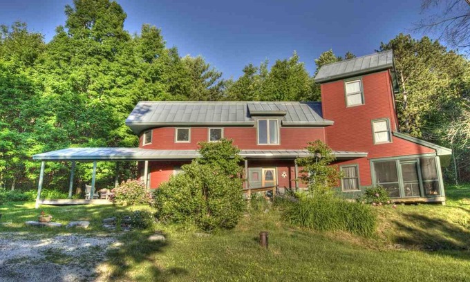 Brandon House | Modern Barn home near 5 Ski Areas
