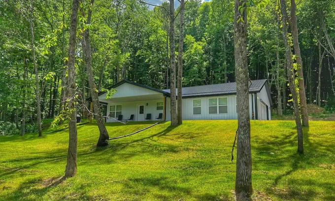 Lancaster House | Modern barndo, with game room and hot tub