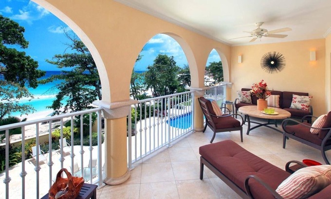 Dover Condo | Modern Beachfront Condo with Pool - Sapphire 209