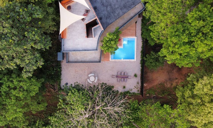 Avellanas Beach House | Modern Beach Home with Pool & Rooftop - 150 metros