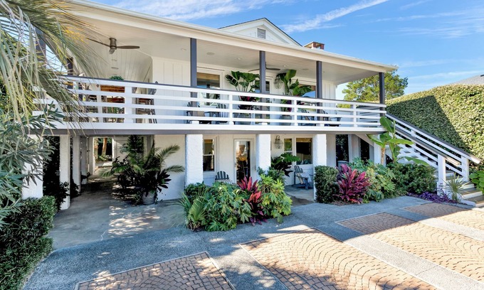 Wrightsville Beach Cottage | Modern Beachy Oasis! Lower Level, Just Steps From the Ocean!