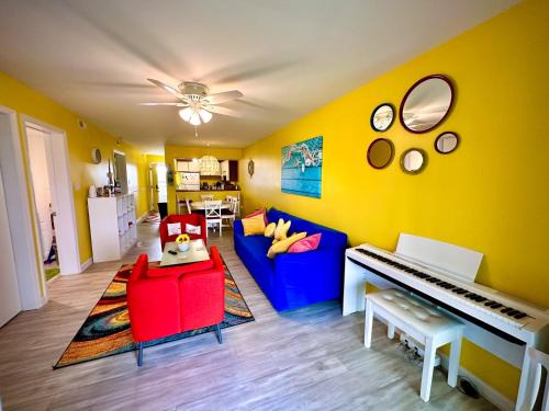 Rehoboth Beach Apartment | Modern Beachside Bliss: 2 Bed/2 Bath Condo Haven