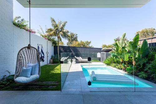 Malabar House | Modern Beachside Haven, Malabar Isyd