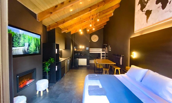 Soldeu Apartment | Modern Black Studio Penthouse En Valle De Incles - Parking Gratis l by BonesVacances
