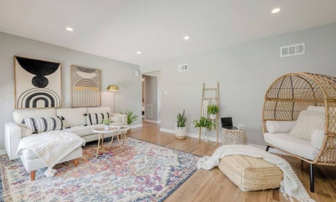 Lombard House | Modern Boho house in Lombard 7 min to Metra